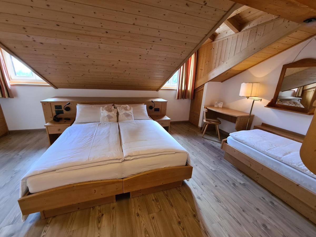 Hotel Piedibosco Moena Eksteriør billede