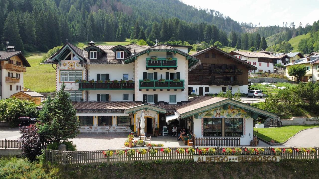 Hotel Piedibosco Moena Eksteriør billede