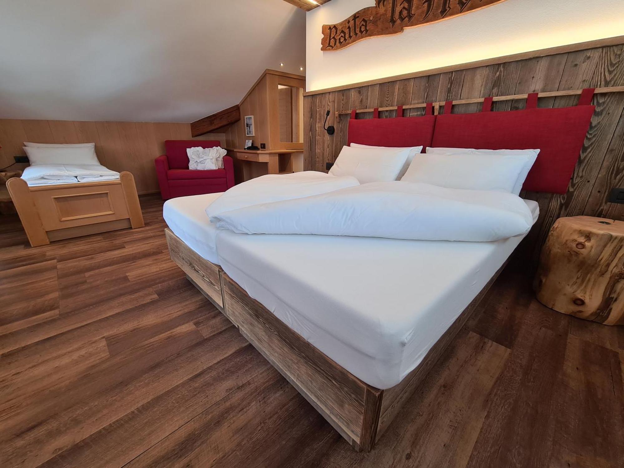 Hotel Piedibosco Moena Eksteriør billede
